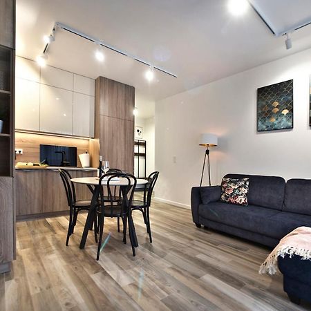 Goclaw P&O Serviced Apartments 华沙 外观 照片