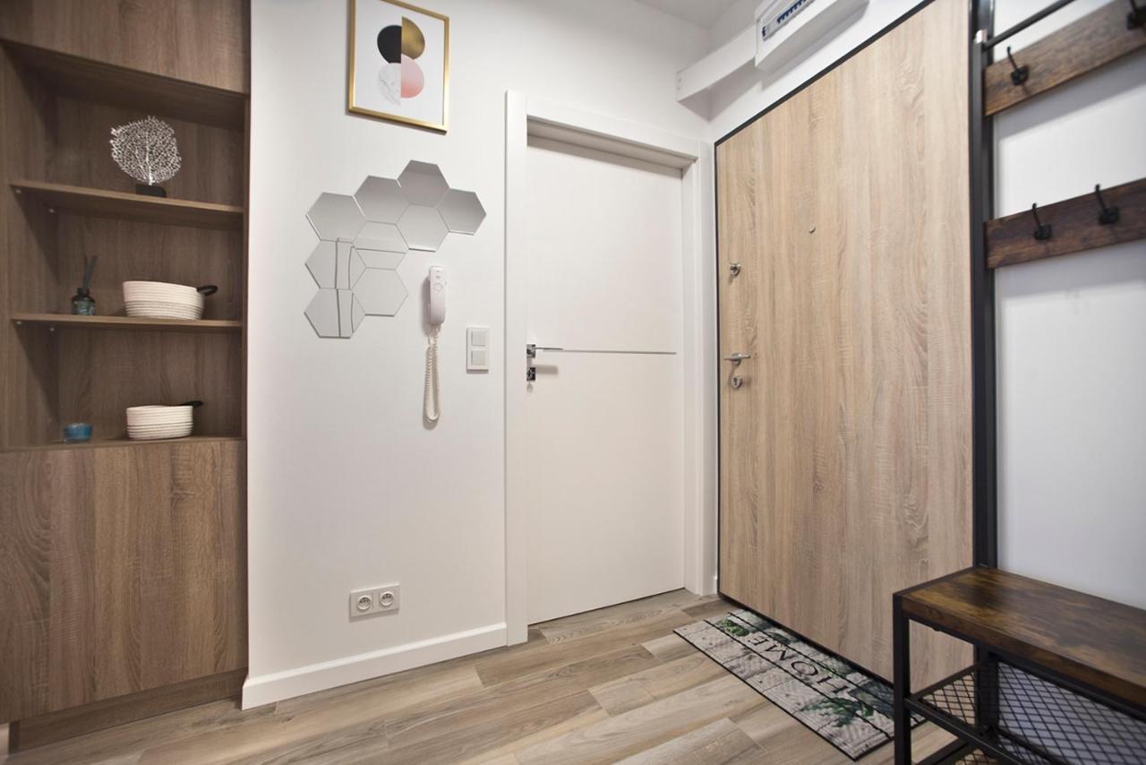 Goclaw P&O Serviced Apartments 华沙 外观 照片